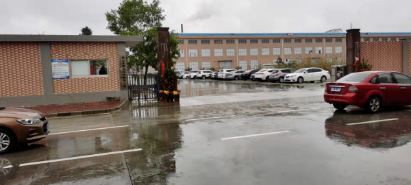 五险一金、住房补贴、带薪年假……快来加入顺源科技大家庭！