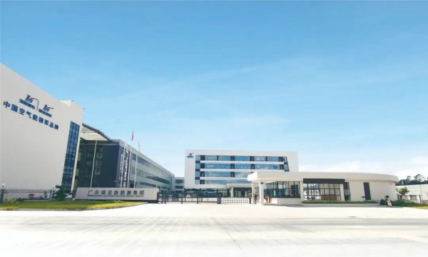 高新技术企业--瑞星新能源急需工程师、技工…人工高福利好！